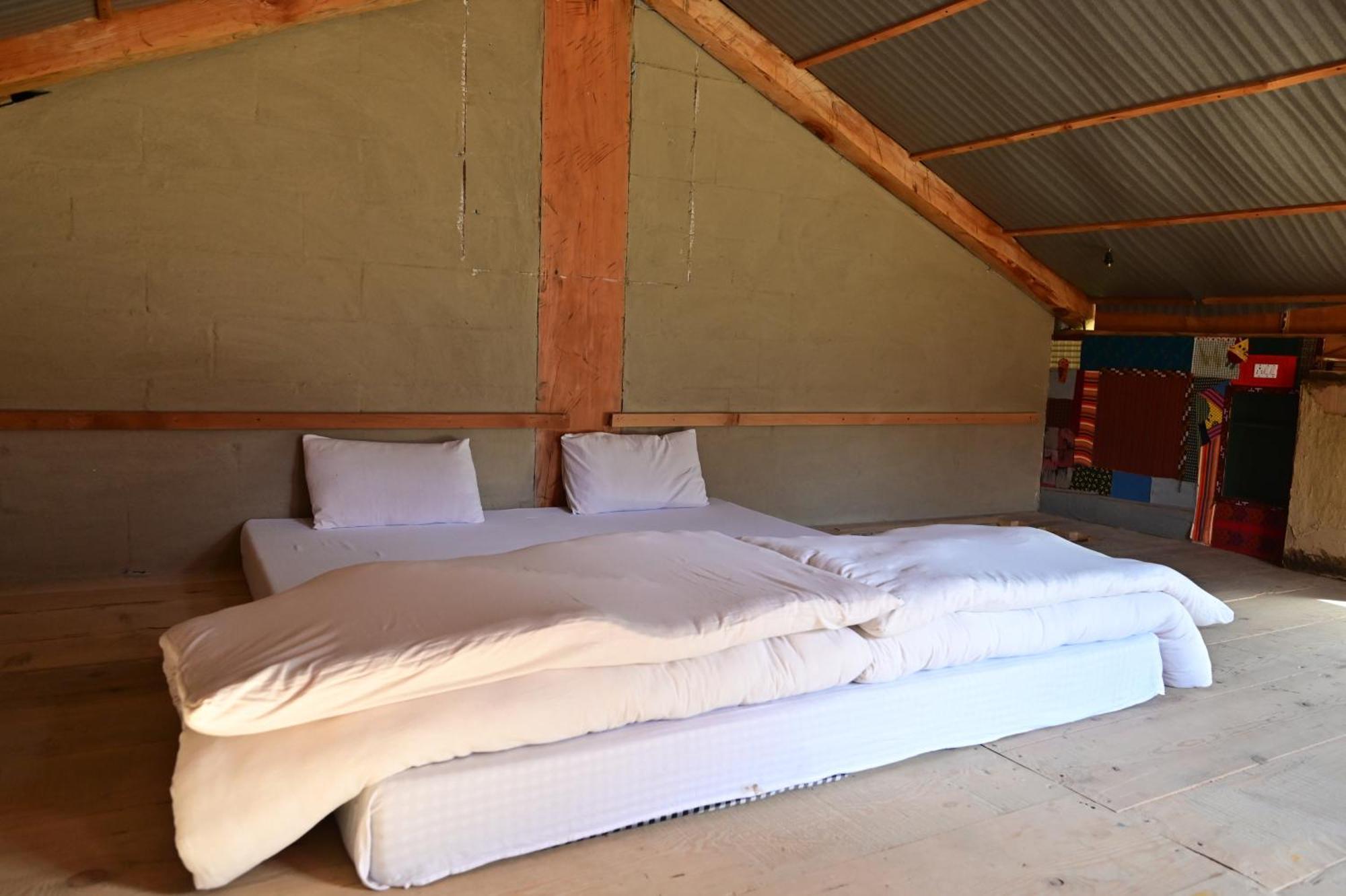 Himalayan Mud Resort Касоль Экстерьер фото